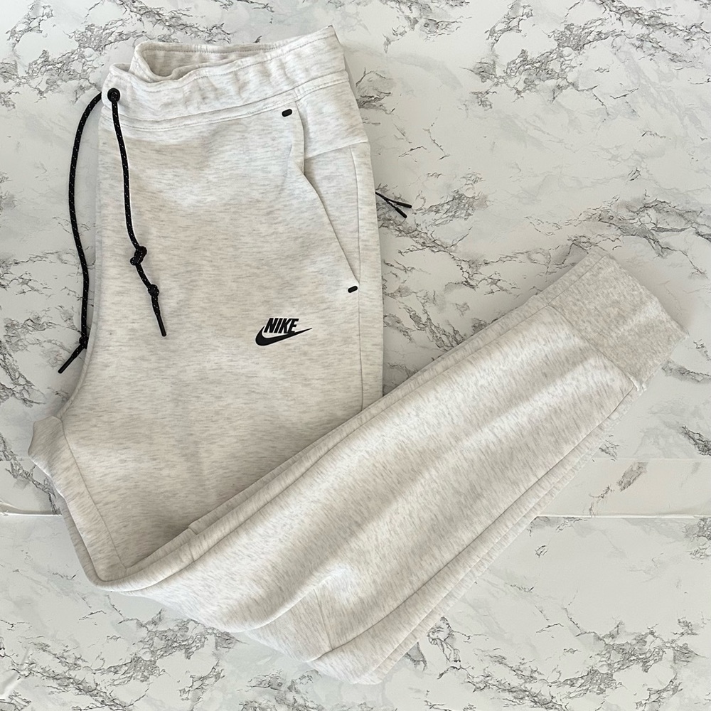 Nike Sportswear Tech Fleece Jogger Pants Athletic Heather Grey Men’s Sizes